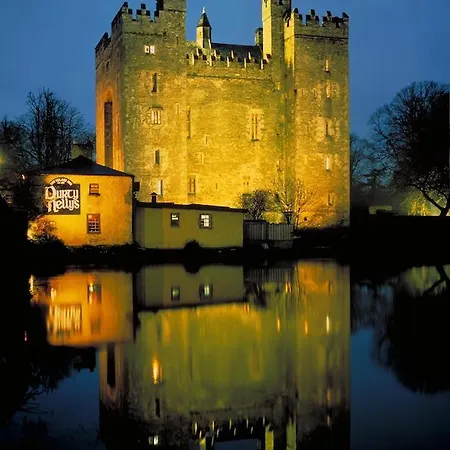 Nyaraló Riverbank Scarriff