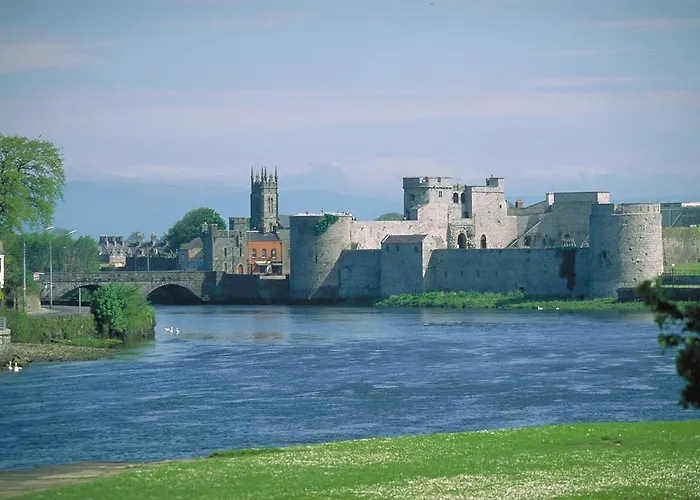 Дом отдыха Riverbank Scarriff (Clare)